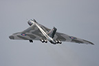Vulcan B2 (XH558) test flight photography