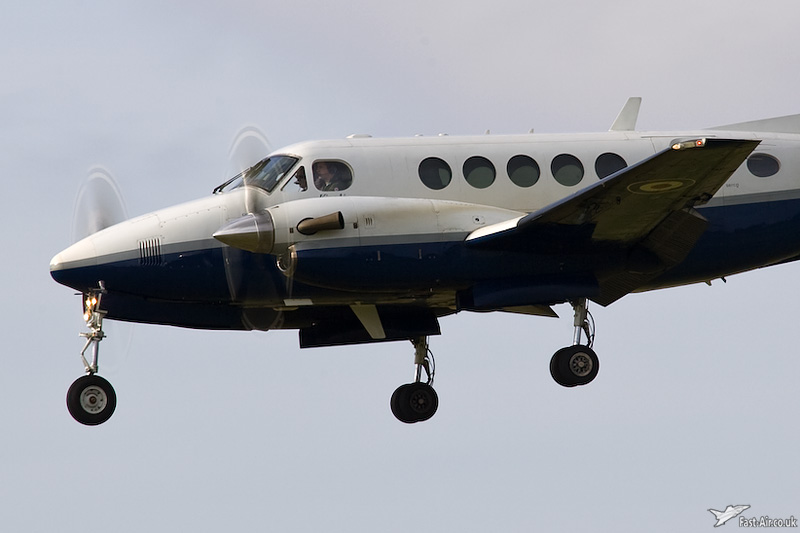 RAF 45 Sqn King Air - ZK452 approach
