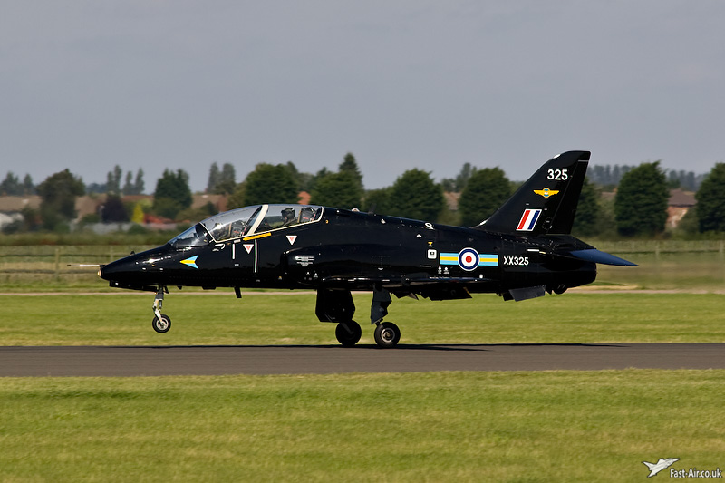 Hawk T1A XX325